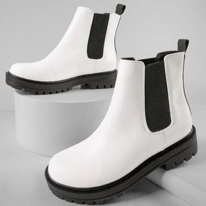 Romwe white Chelsea boots